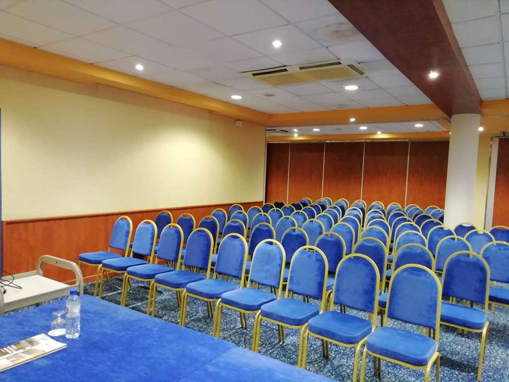 Brit Hotel Saint Malo - Le Transat Зручності фото