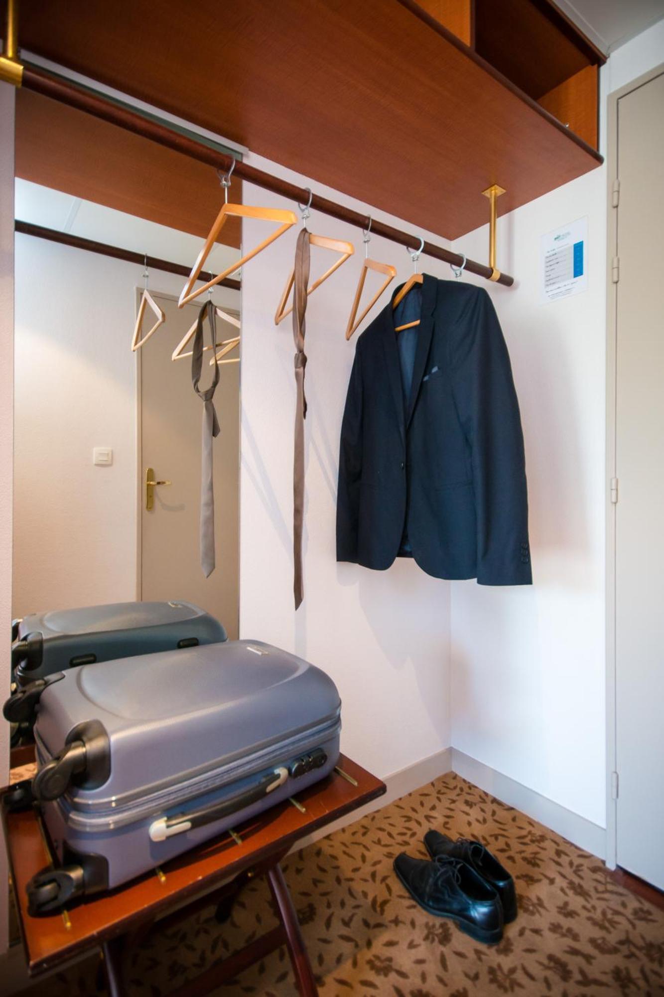 Brit Hotel Saint Malo - Le Transat Екстер'єр фото